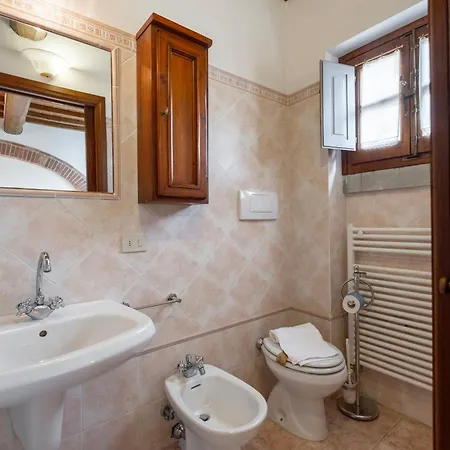 Borgo Sant'ercolano مزرعة للإقامة *