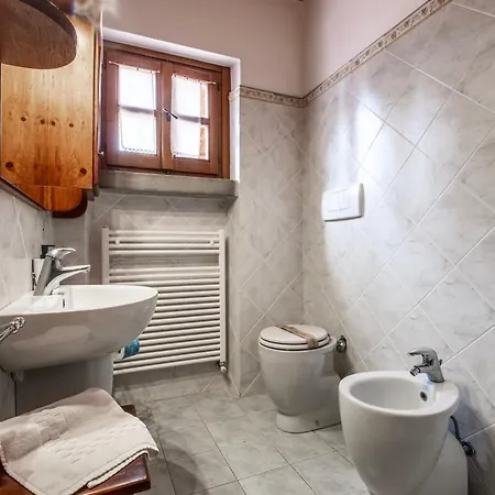 Borgo Sant'ercolano مزرعة للإقامة *