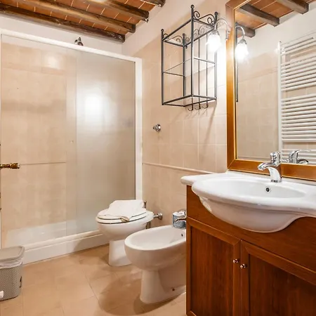مزرعة للإقامة Borgo Sant'ercolano *